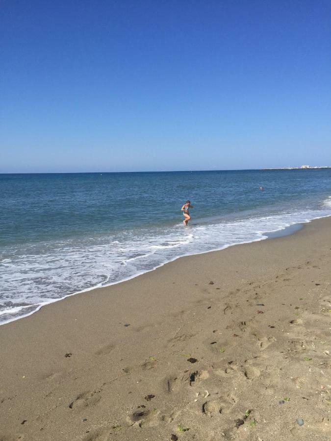 Apartment By The Beach Sitio de Calahonda Εξωτερικό φωτογραφία